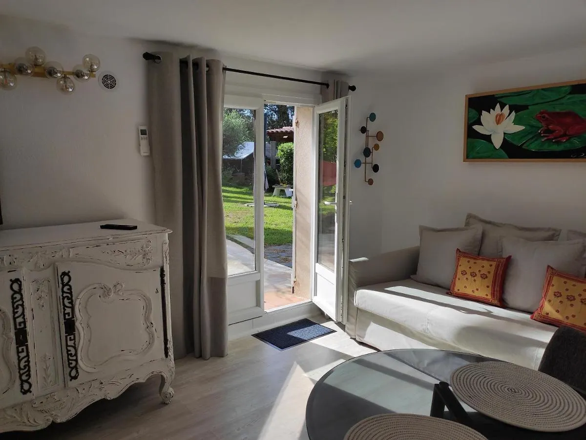 Apartment Magnifique Rez De Jardin Tropezien Saint-Tropez