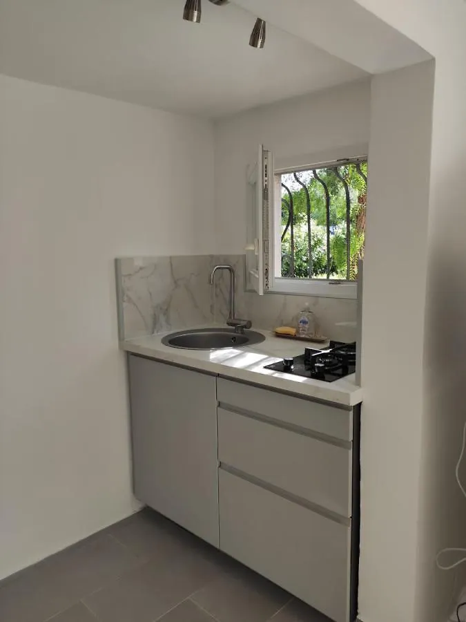 Magnifique Rez De Jardin Tropezien Saint-Tropez Apartment